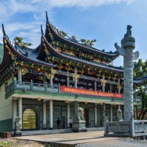 Large scale traditional Chinese stone carving architecture and monumental temple pillars